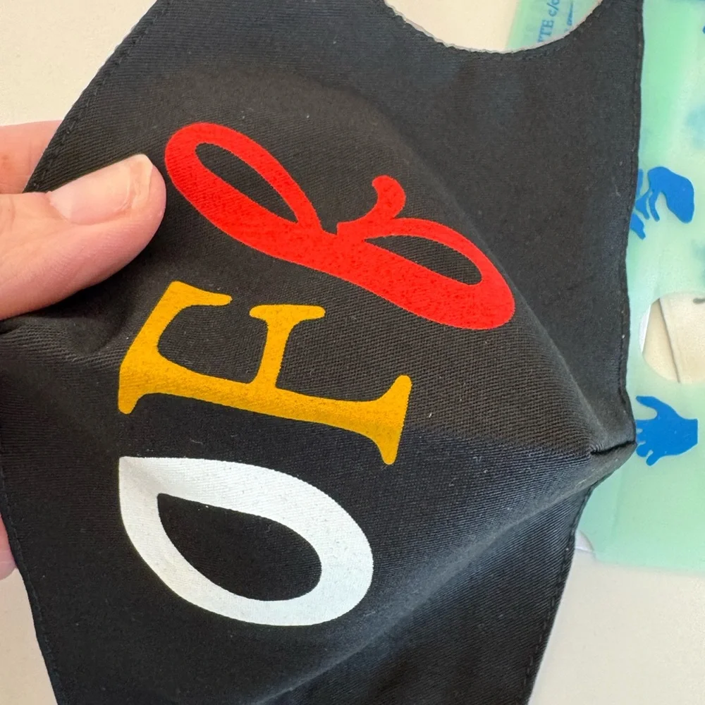 Off‎ White L/XL Face Mask
